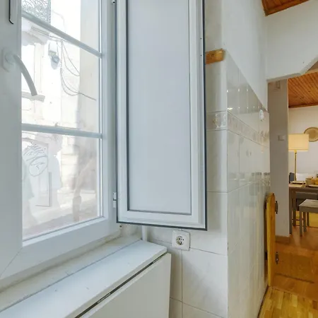 דירה New! Duplex In The Heart Of Alfama ליסבון