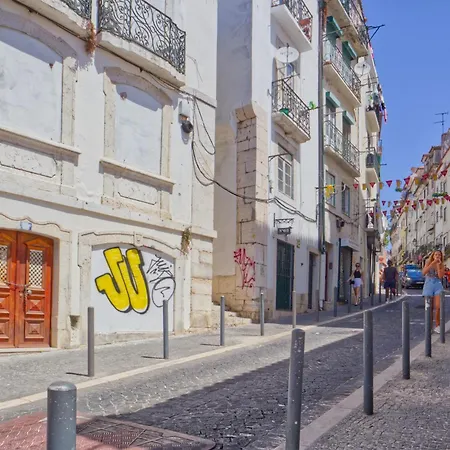Apartament New! Duplex In The Heart Of Alfama *