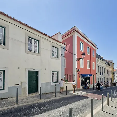 New! Duplex In The Heart Of Alfama * ליסבון