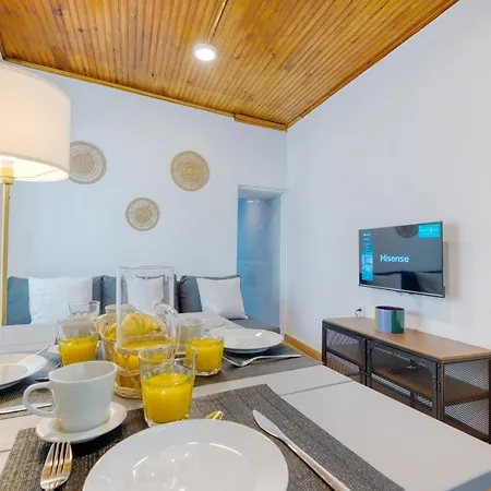 New! Duplex In The Heart Of Alfama דירה ליסבון