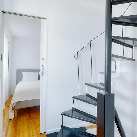 New! Duplex In The Heart Of Alfama דירה ליסבון